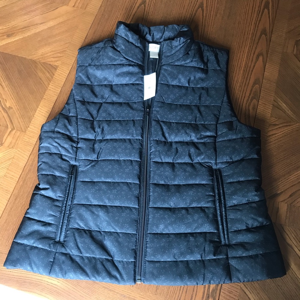NWT Loft Black Puff Vest